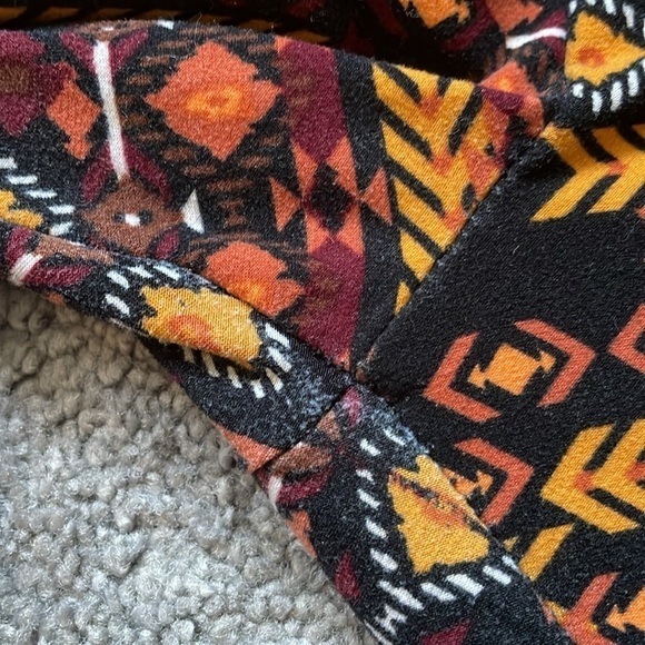 No Boundaries Orange Bohemian Aztec Print Leggings | Size JRS Large 11-13 - Picture 7 of 8